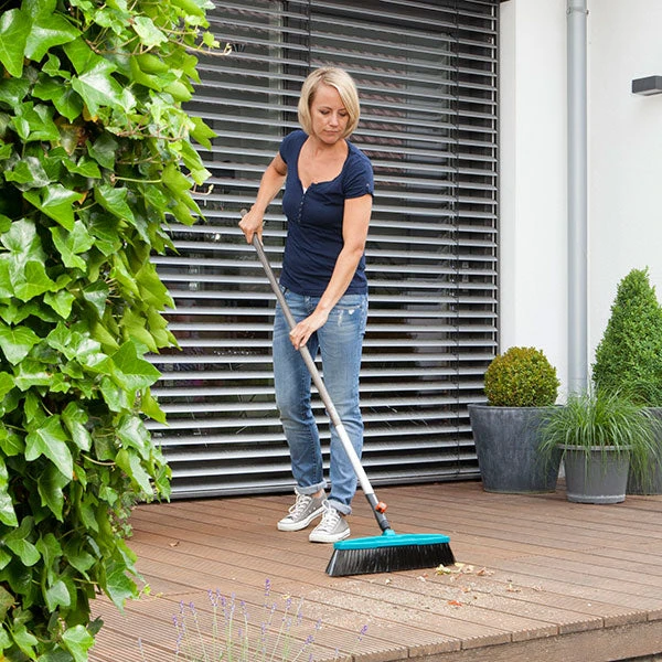 Gardena 130cm Combi System Wooden Handle 2 Gardena 130cm Combi System Wooden Handle - Image 2