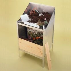 Potting Bench -Outdoor garden care image 137674