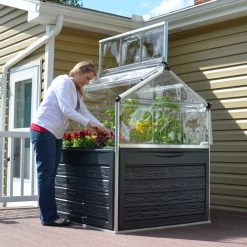 Palram Canopia Plant Inn